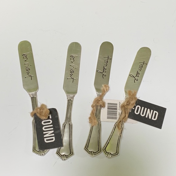 Found silverware set of four - Picture 11 of 12